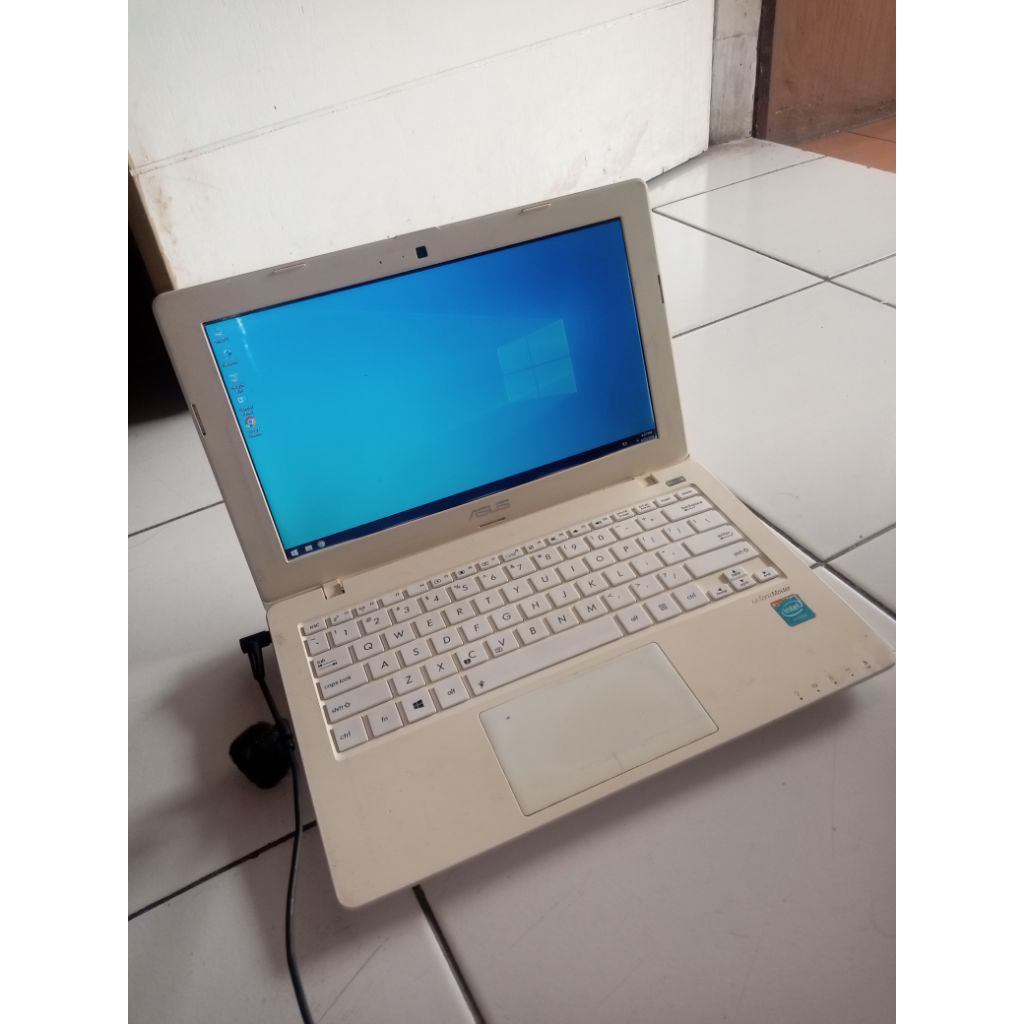 notebook Asus X200MA