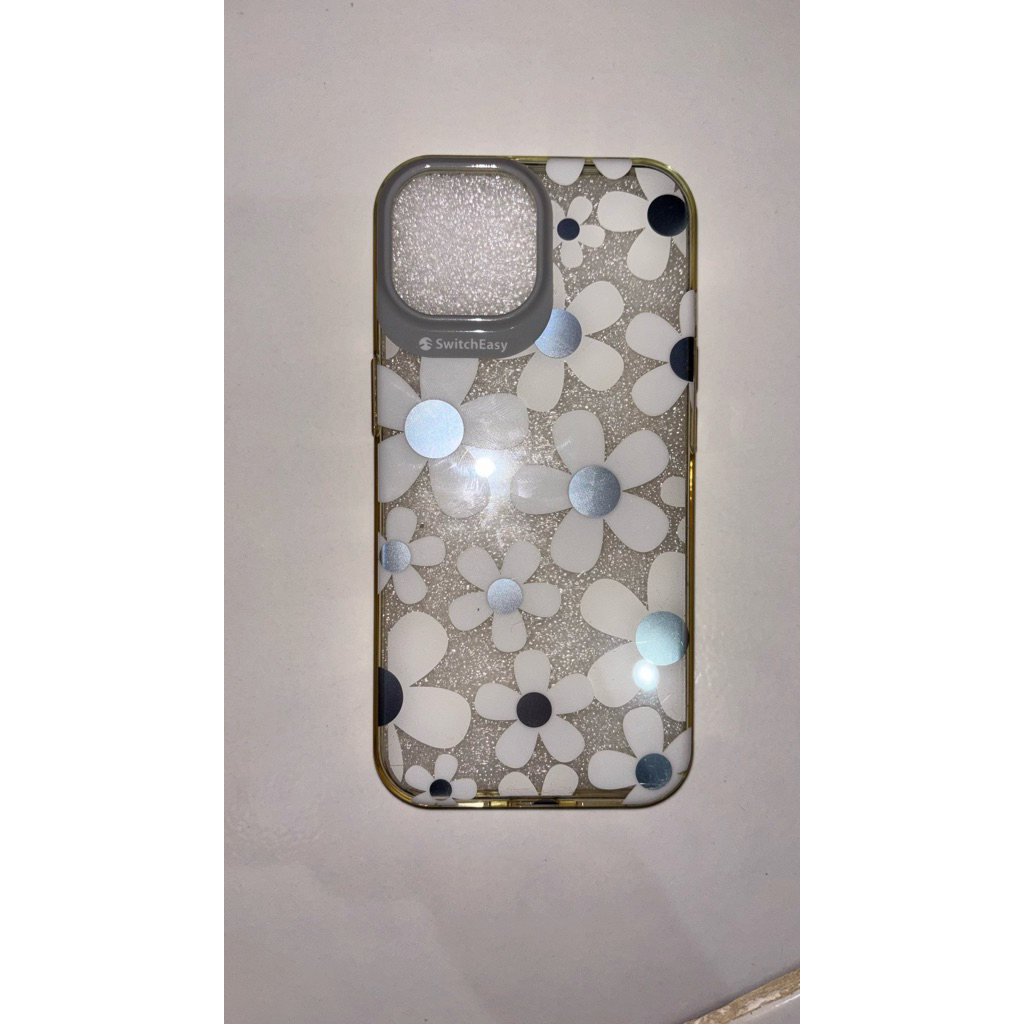 preloved case iphone 15