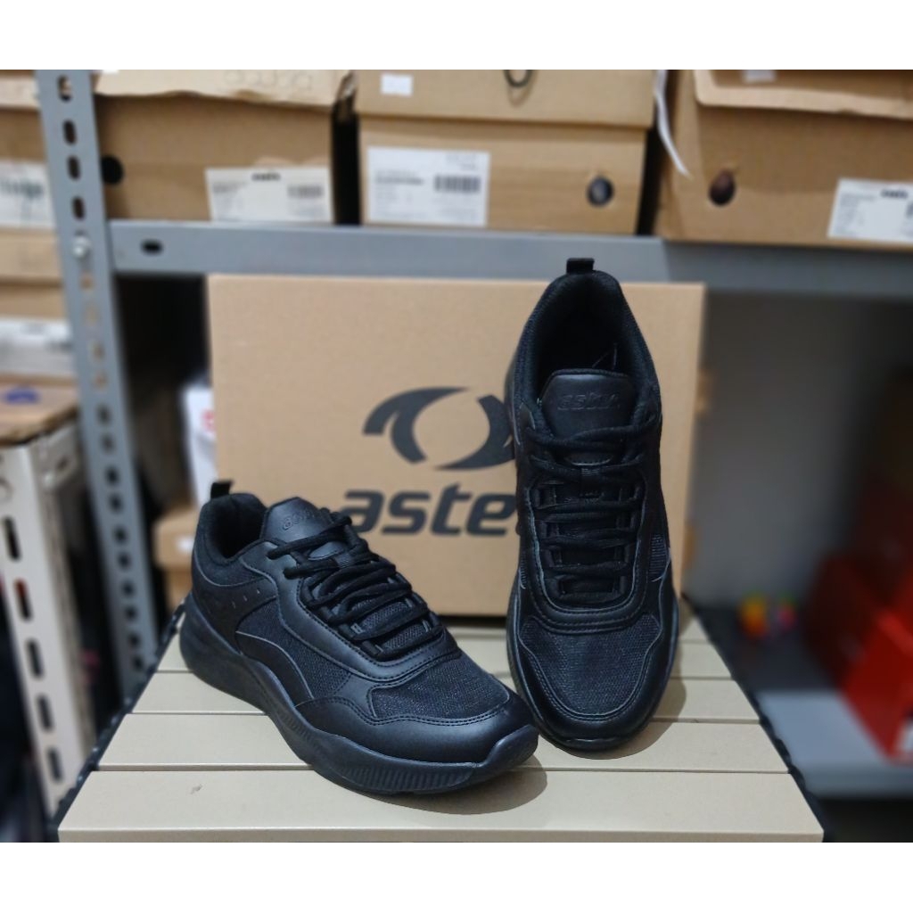Sepatu Astec Hitam polos original Size 41