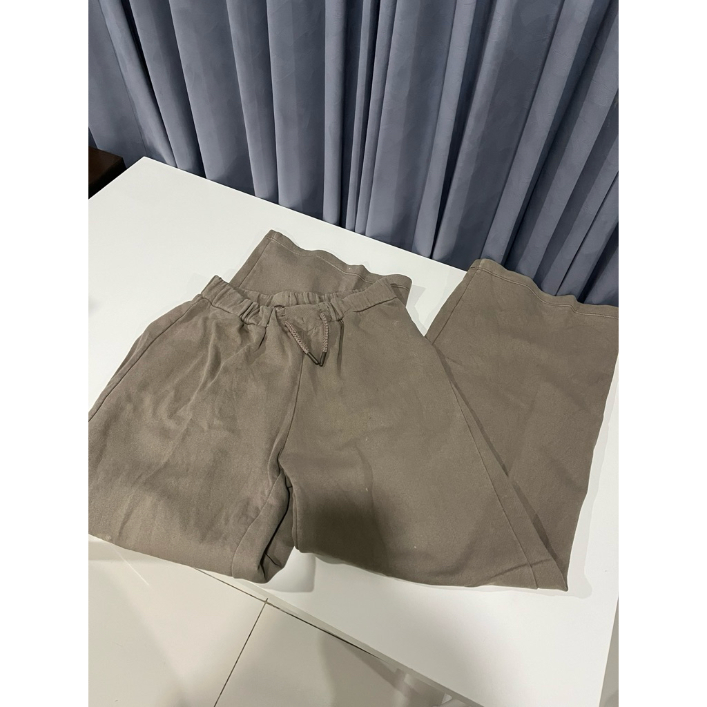 Zara Baggy Brown Sweatpants
