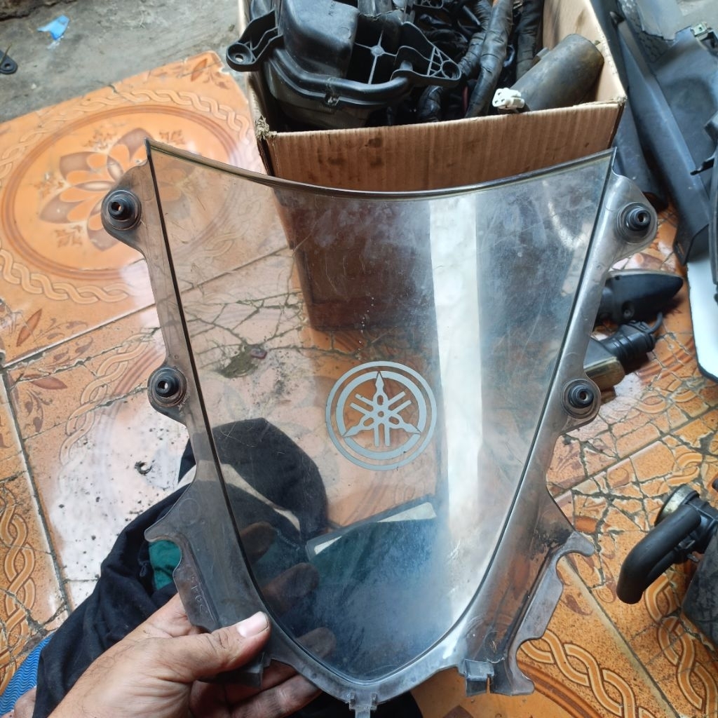 visor yamaha r15 v3 original