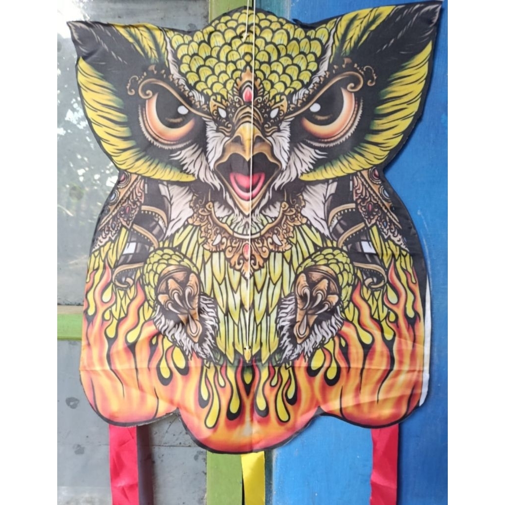 Layangan celepuk layang layang burung hantu
