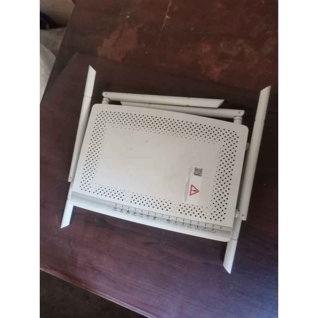 ont fiberhome premium HG6245N port biru