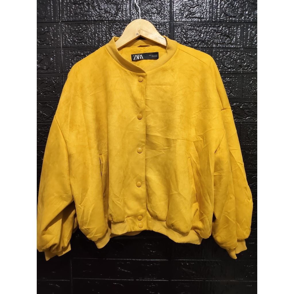 varsity oversize Zara Basic Suede