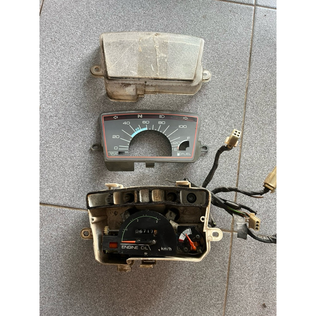 Spedometer astrea 800 original