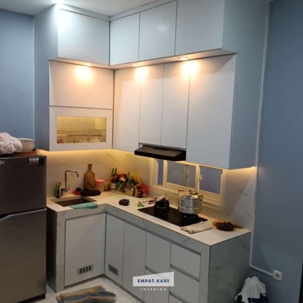 Interior Dapur Minimalis dengan Kabinet