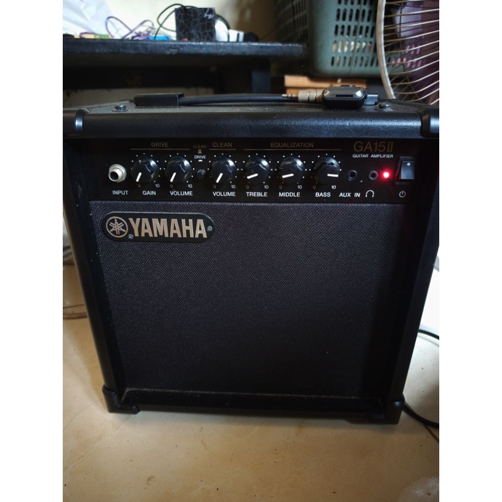ampli yamaha GA15ii