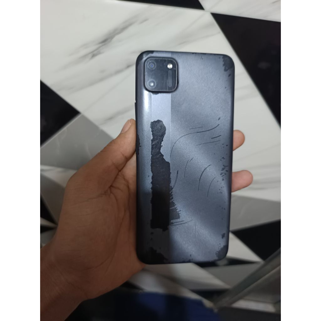 hp realme C11 2021 minus  ram 2/32 layak pakai