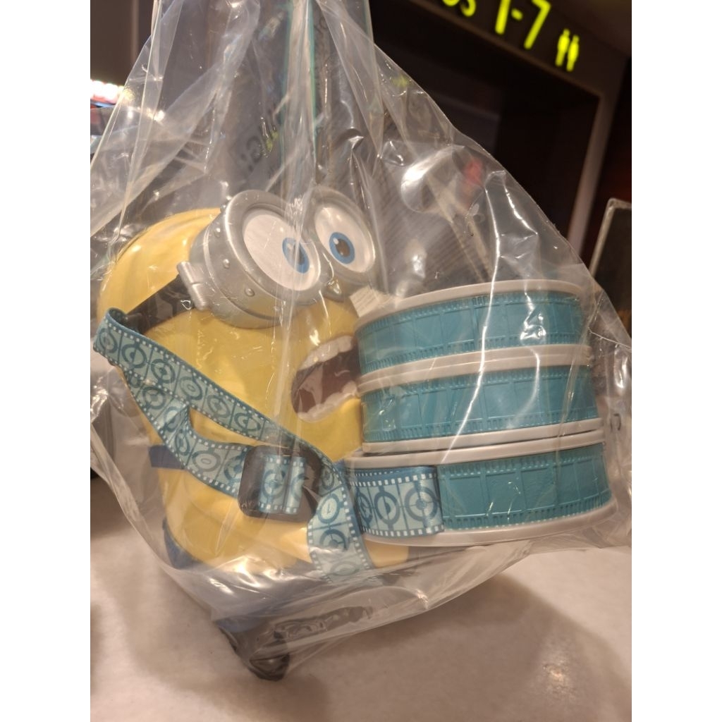 Henry Popcorn Bucket Minion XXI