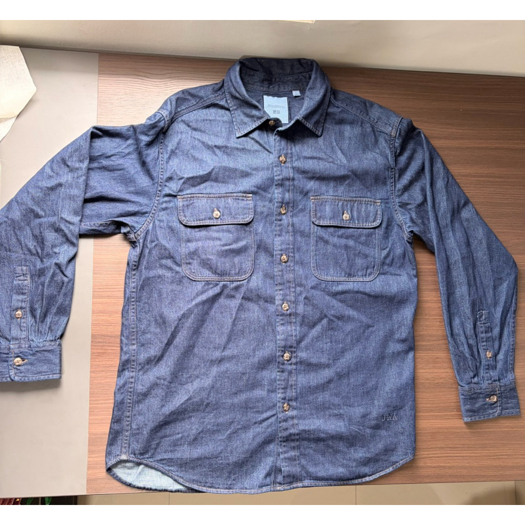 KEMEJA UNIQLO JWA ANDERSON
