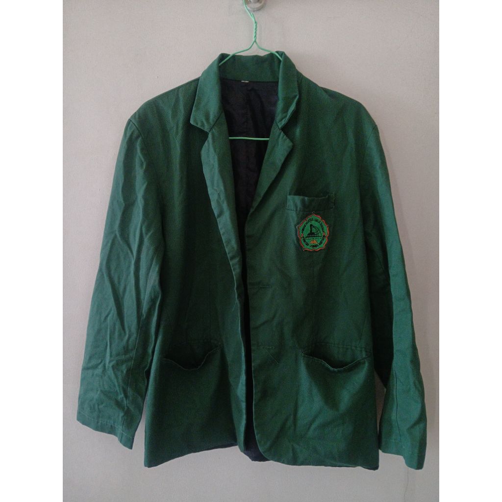 Preloved seragam olahraga/Jilbab/Jas Almamater Pondok Pesantren Sabilul Hasanah