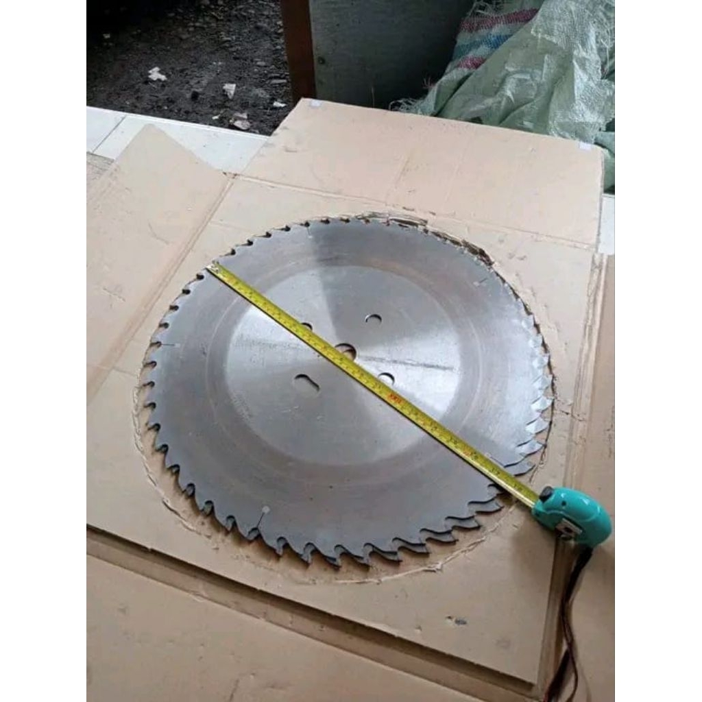 Piringan serkel bekas dim45 bahan bilah