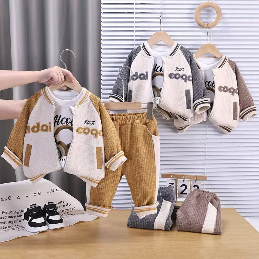 Setelan Anak Laki-Laki 3in1 Casual Korean Style – Kaos, Jaket Baseball & Celana Panjang Rib Usia 1–6