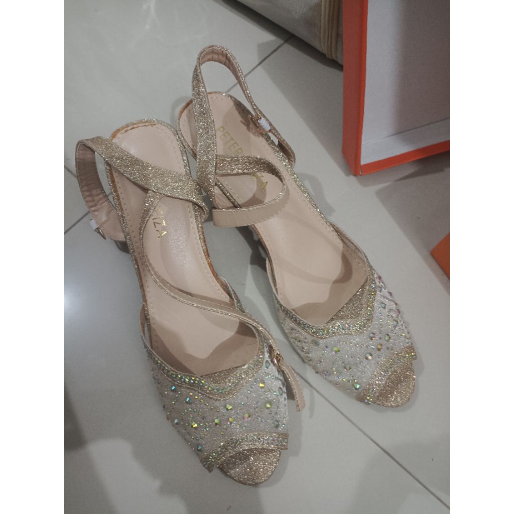 champange heels peter kezia