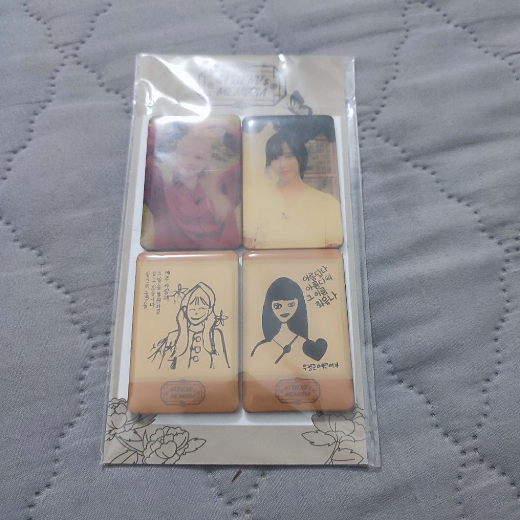 GFRIEND YERIN & YUJU Magnet Set (GFRIEND's Memoria Official MD)