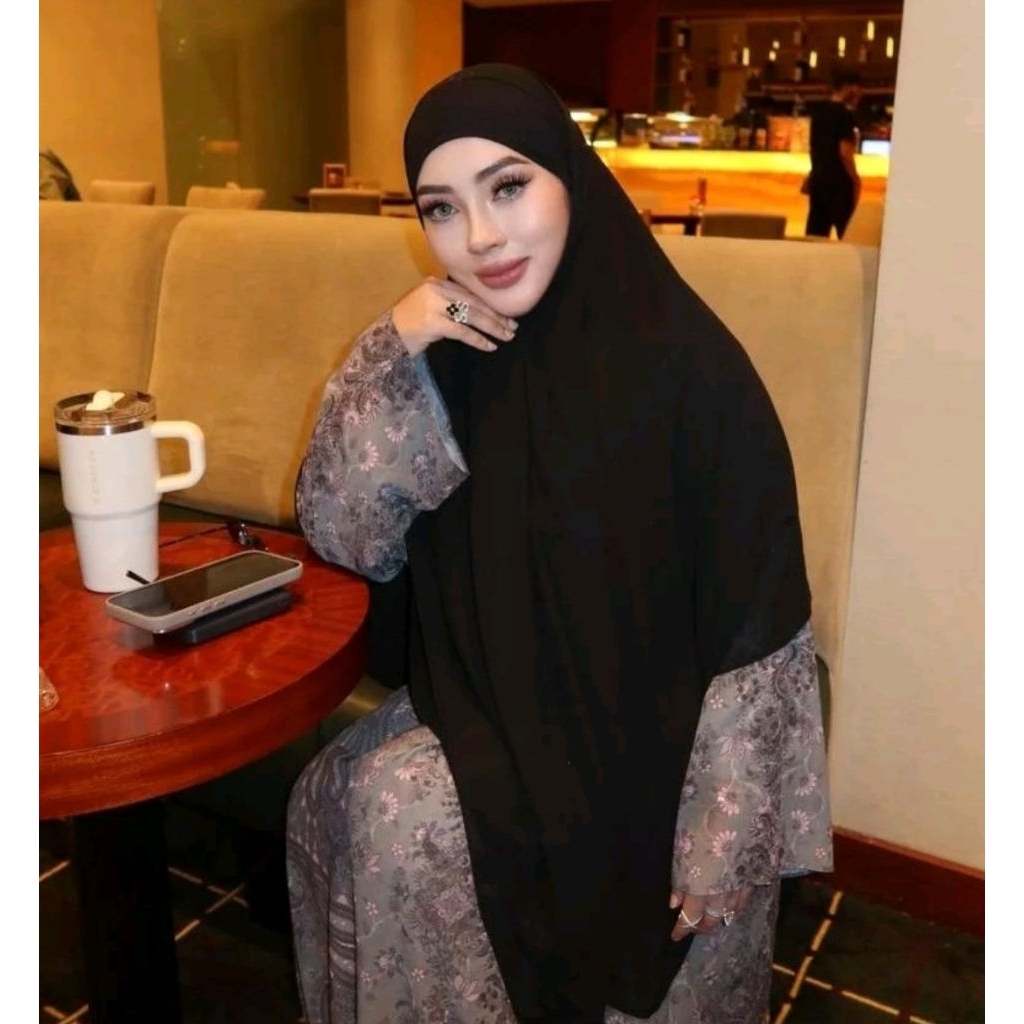 Shella Saukia Hijab Khibans