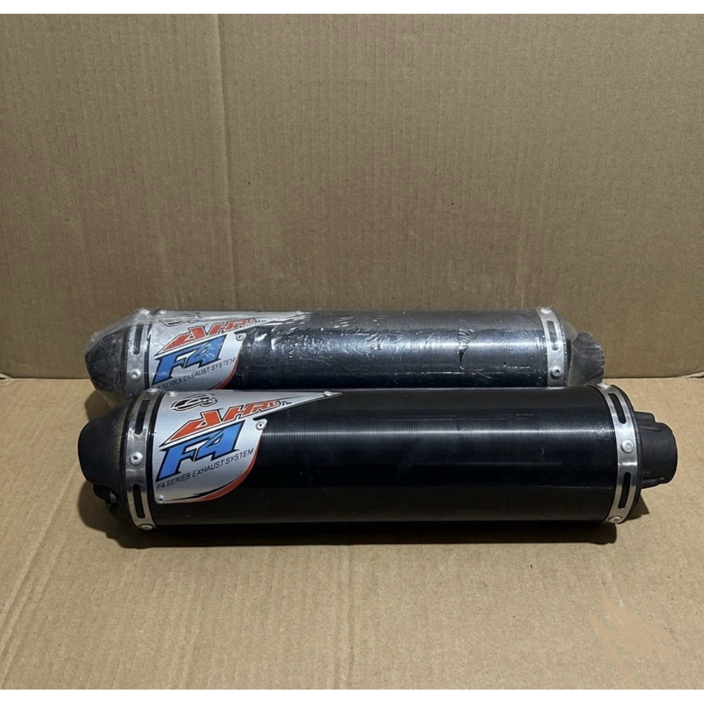 SILENSER F4 AHRS SPORT HITAM H35 BLACKNEKEL