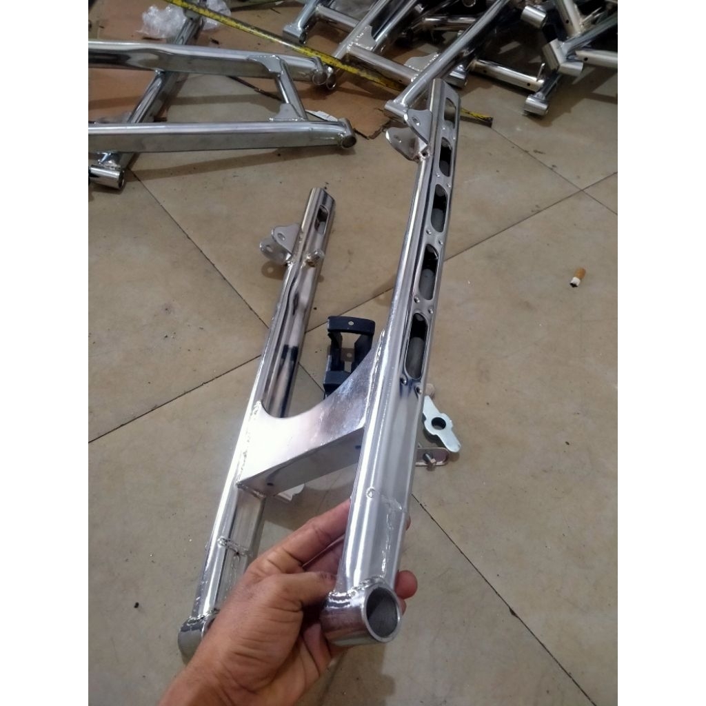 SWING ARM TIGER aitex MODEL OVAL W175 coak krom
