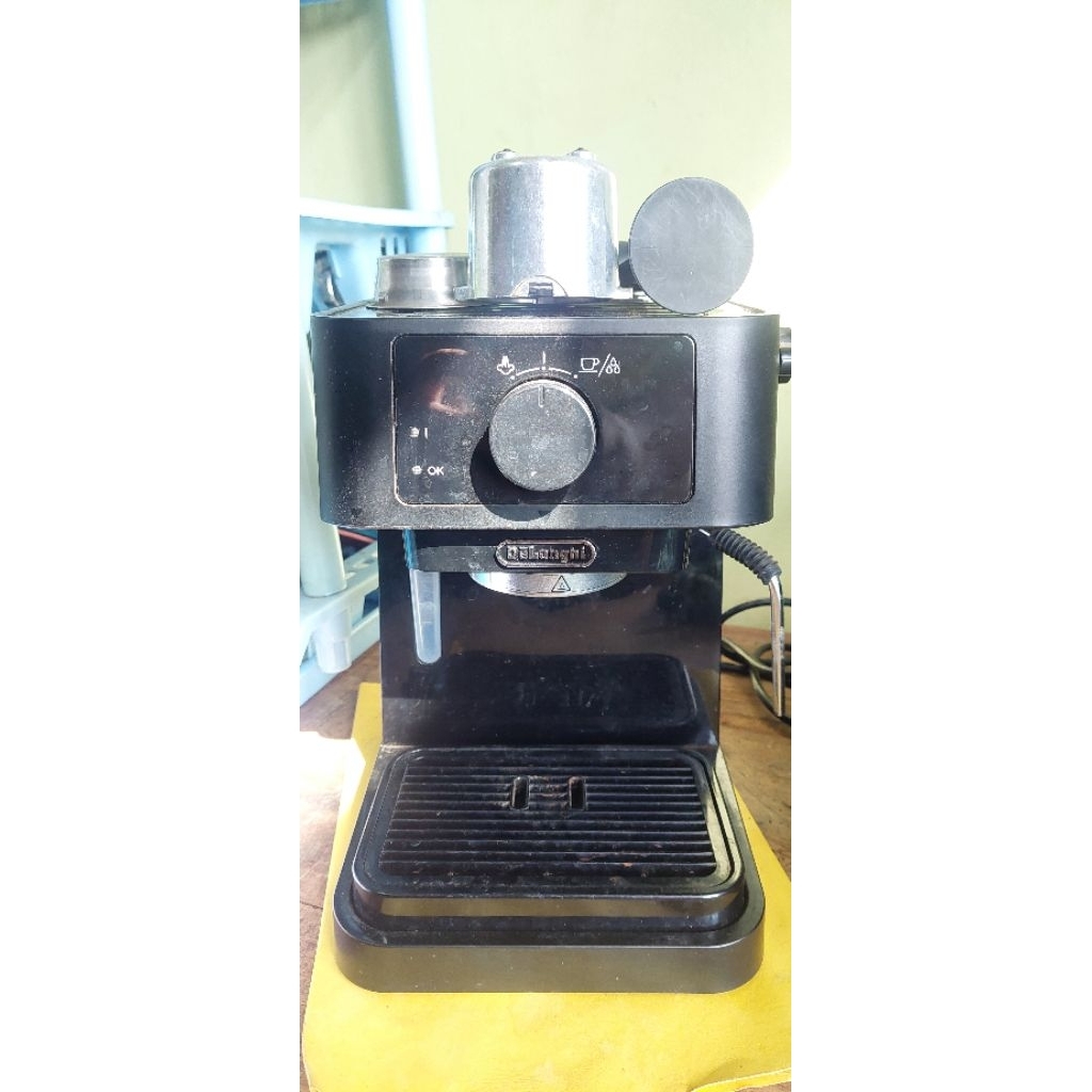 Mesin Kopi Espresso Delonghi