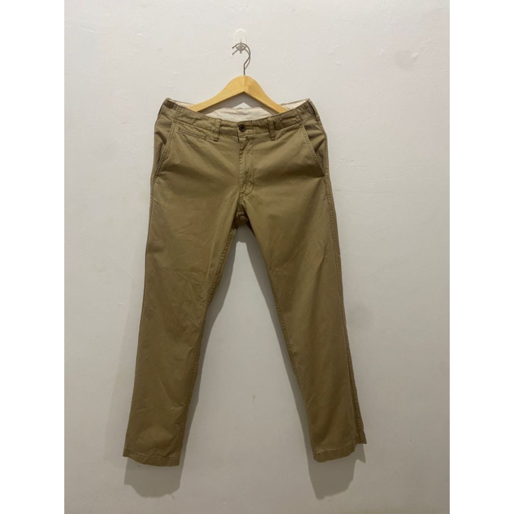 Uniqlo chinos