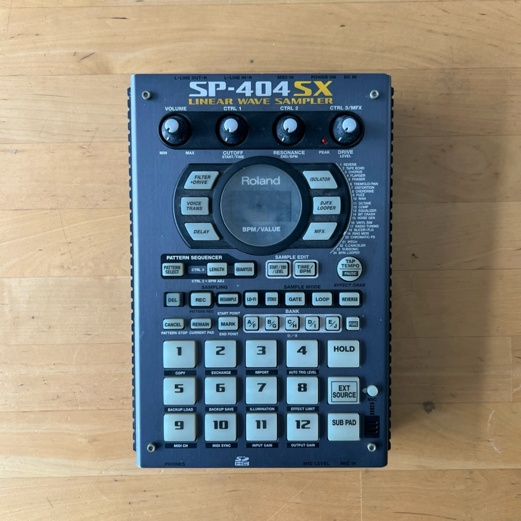 Roland SP-404SX