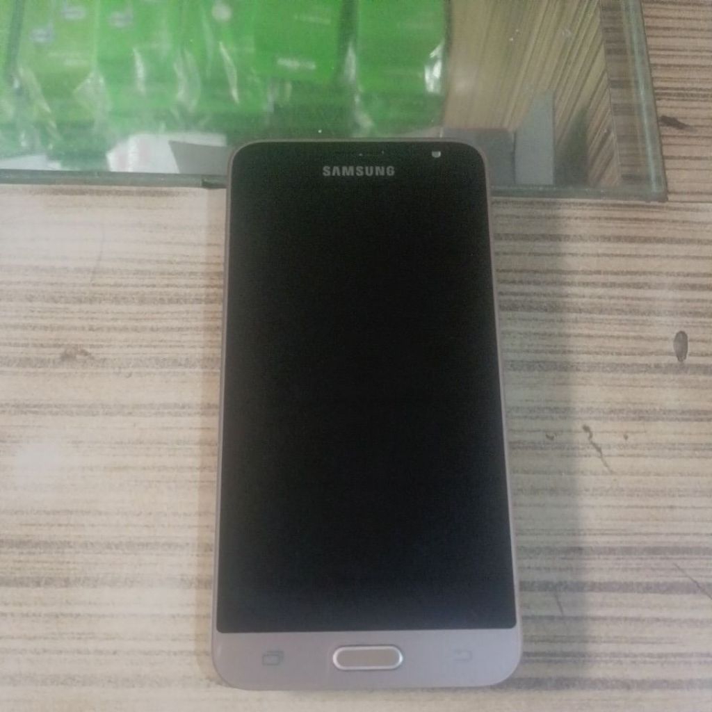 lcd copotan samsung j3 2016