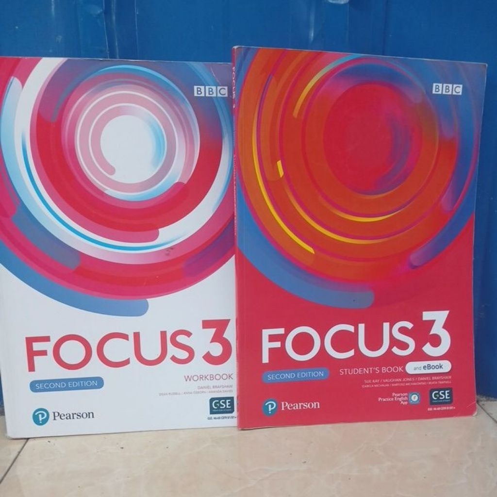 FOCUS 3 SECOND EDITION STUDENT,S BOOK ,WORBBOOK