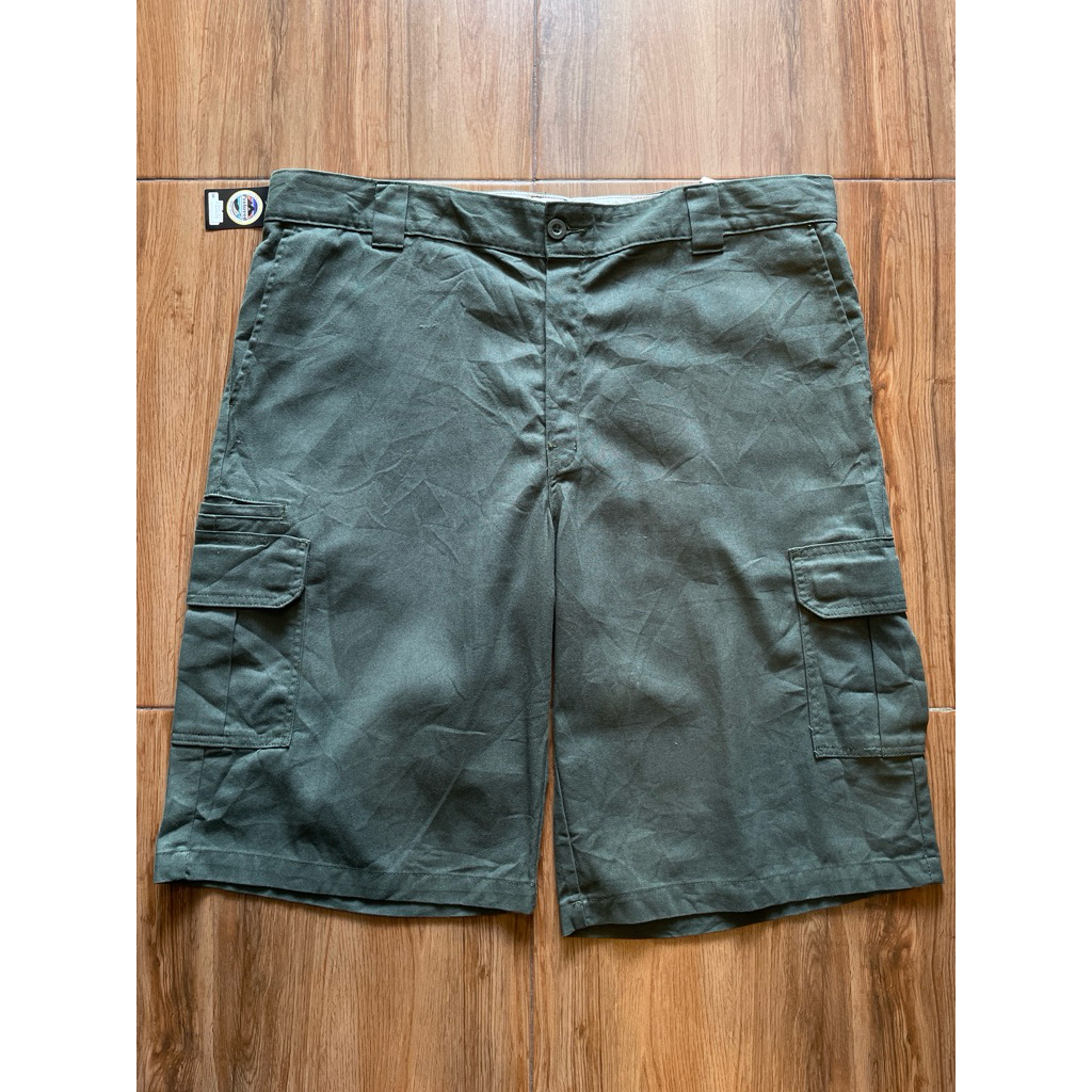 CELANA PENDEK CARGO DICKIES