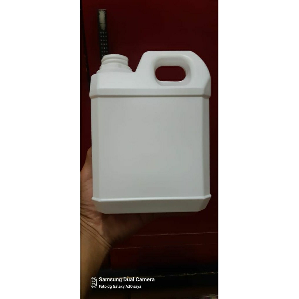 Jerigen 1 Liter Kotak Putih Susu HDPE Ringan