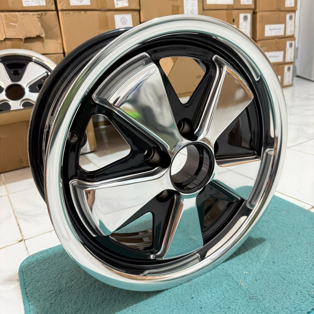 velg vw fuchs 5 x 112 black polish