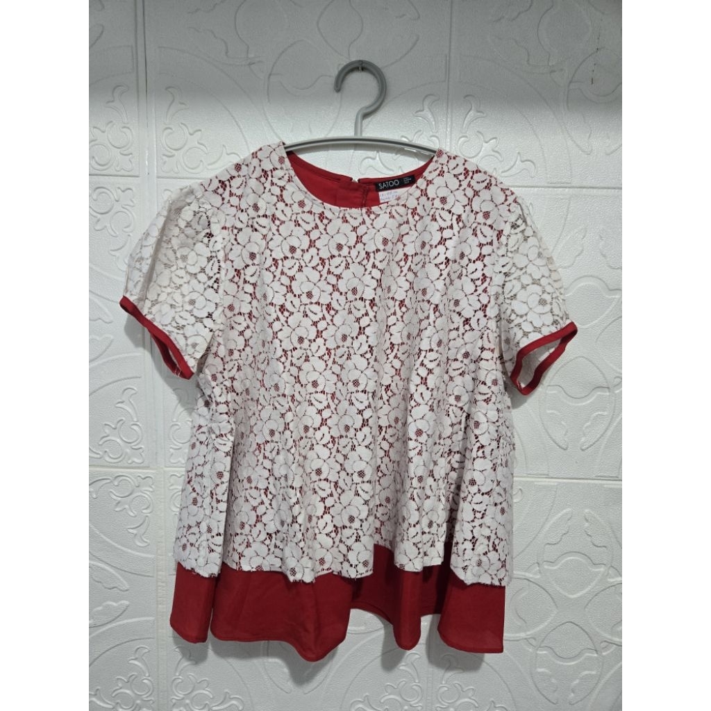 Preloved blouse brukat