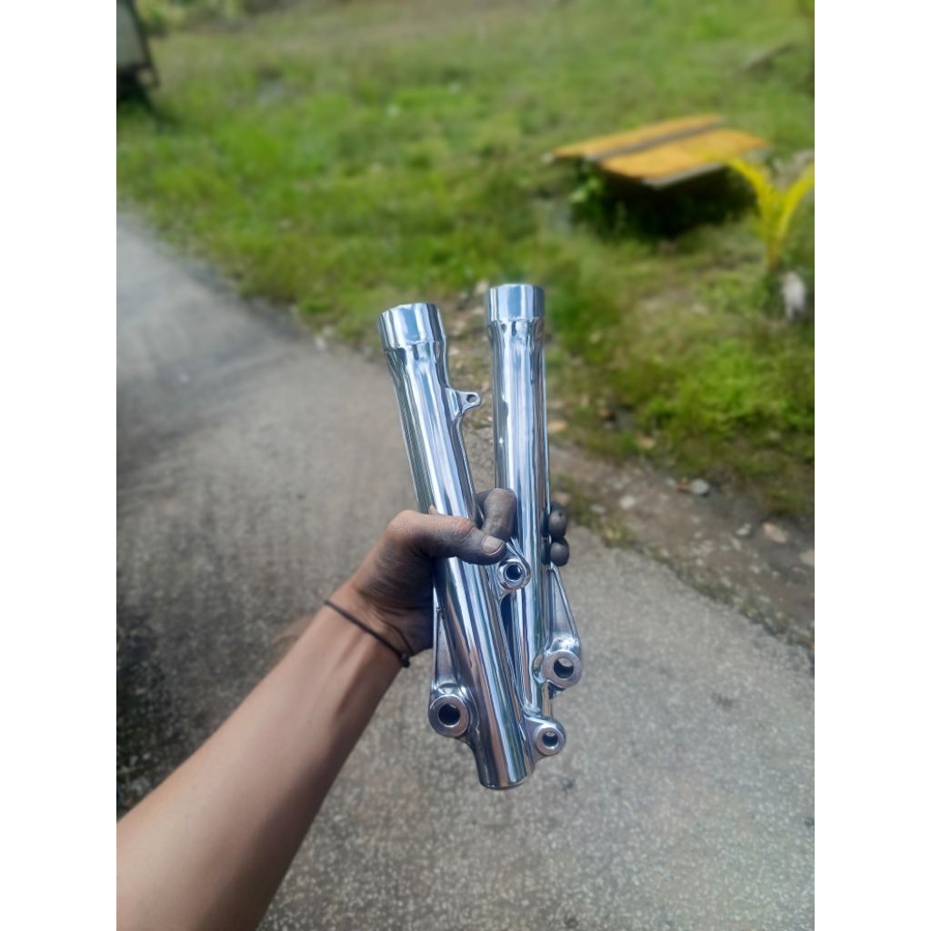 Bottom shock Vario 125 new Chrome
