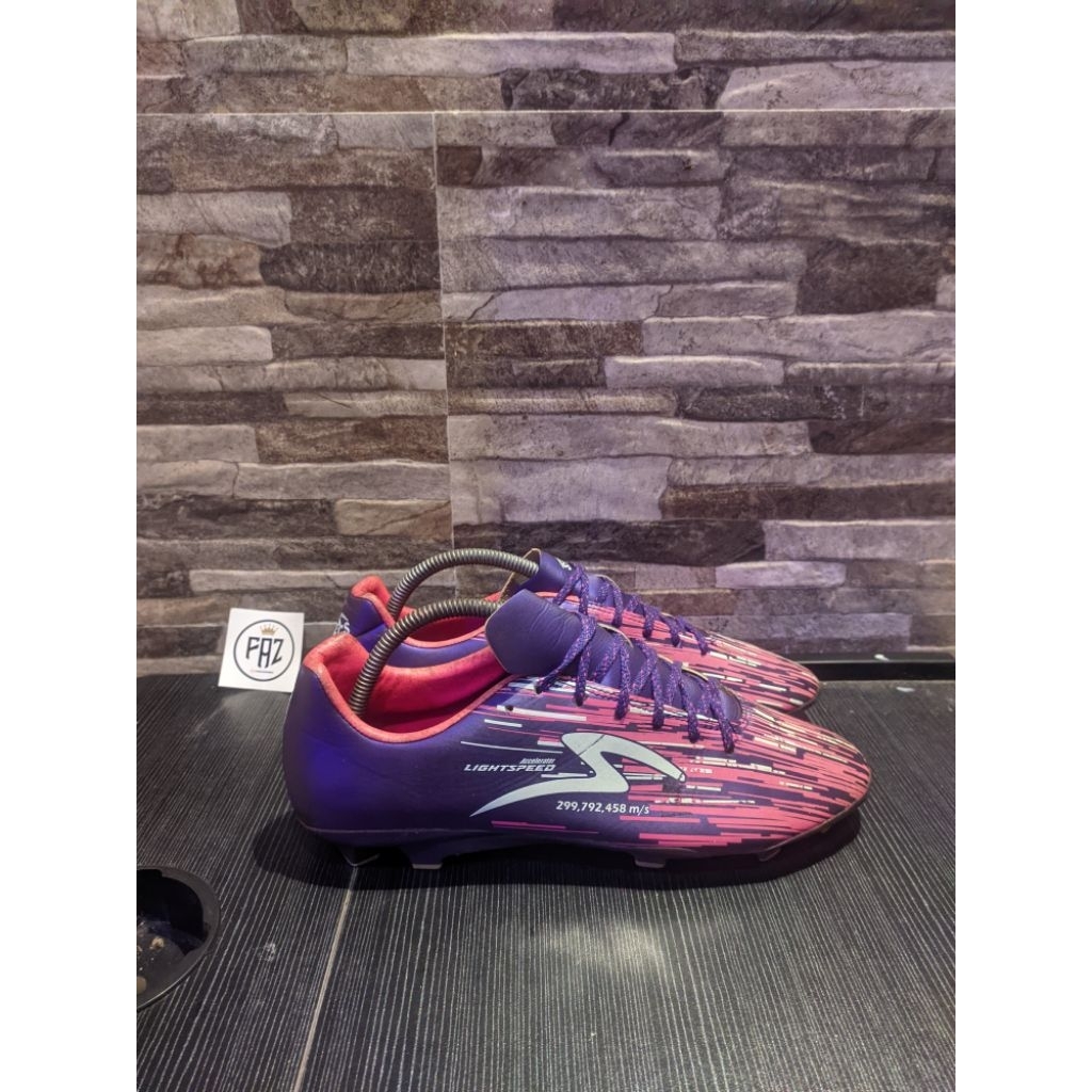 second ls reborn valhala size 41 FG