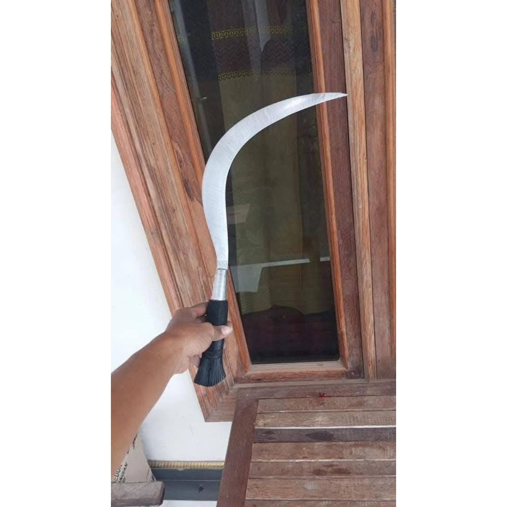 Arit Madura Baja Hitam