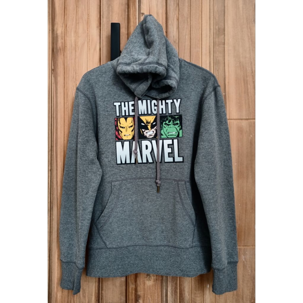 hoodie graphic tee-spao 'marvel' size M