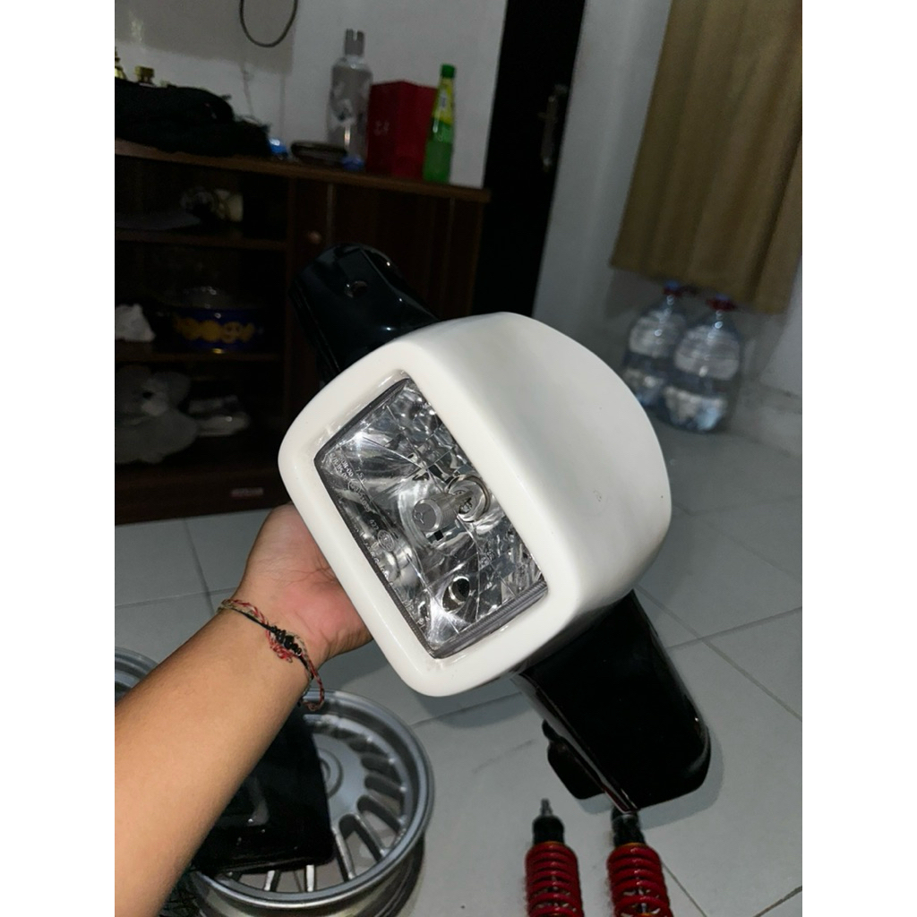 Batok Set Headlamp Vespa S/Lx