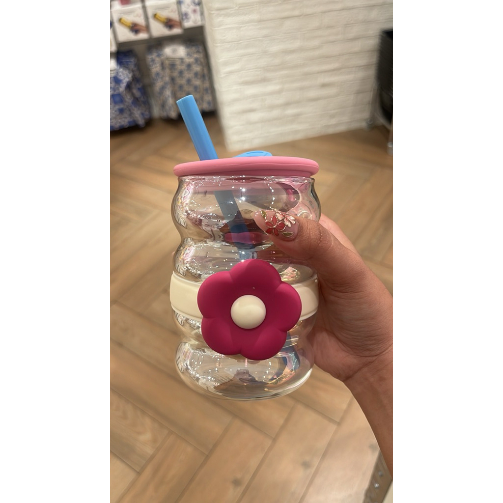 Flying tiger tumbler flower