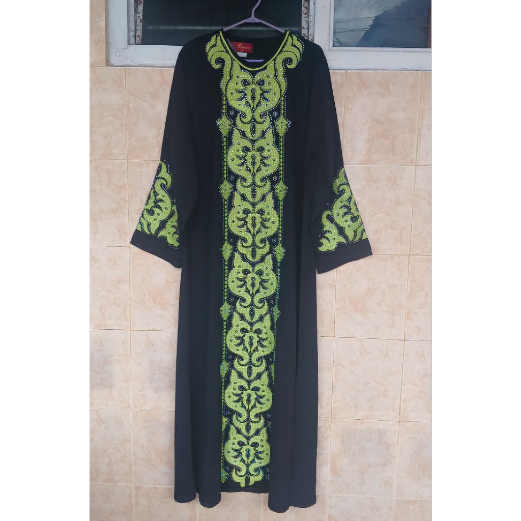 Abaya Hitam / Gamis/ Midi Abaya Hitam Preloved