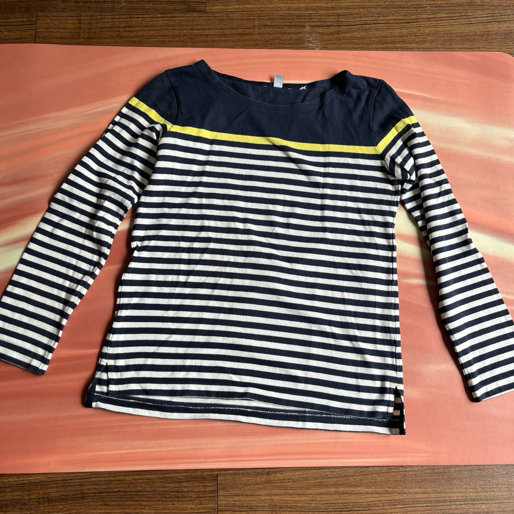 [PRELOVED] Longsleeve Striped Tee