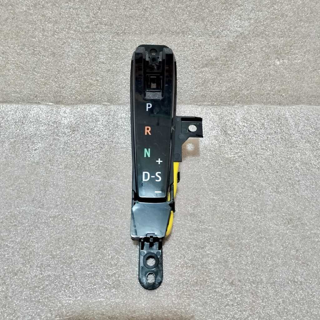 lampu indikator tuas transmisi persneling matic innova reborn original