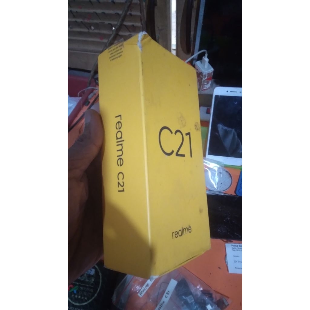 dusbook realme c21 bekas
