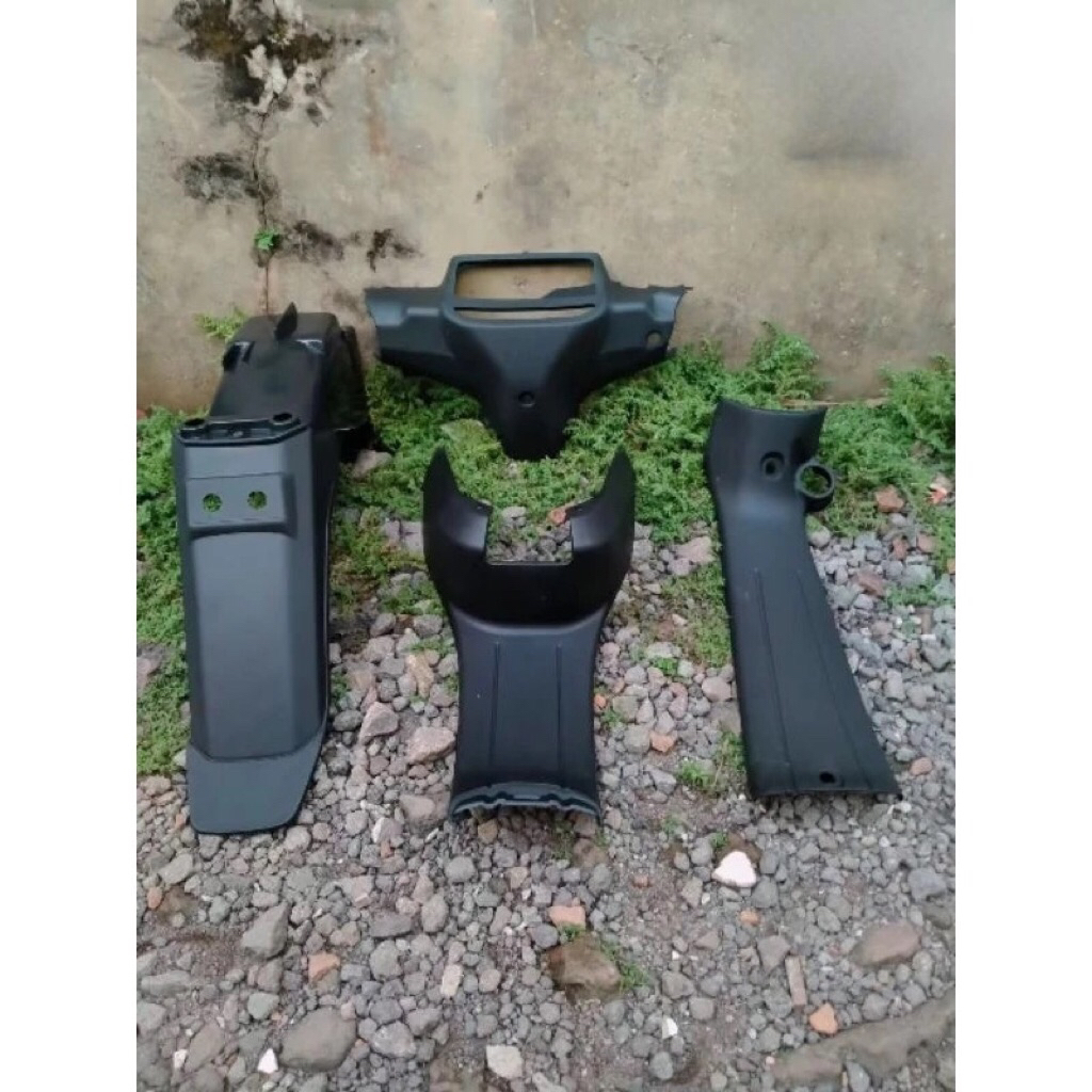 pakett cover body kasar yamaha Fizr  full set body kasar Fizr Vega r lama
