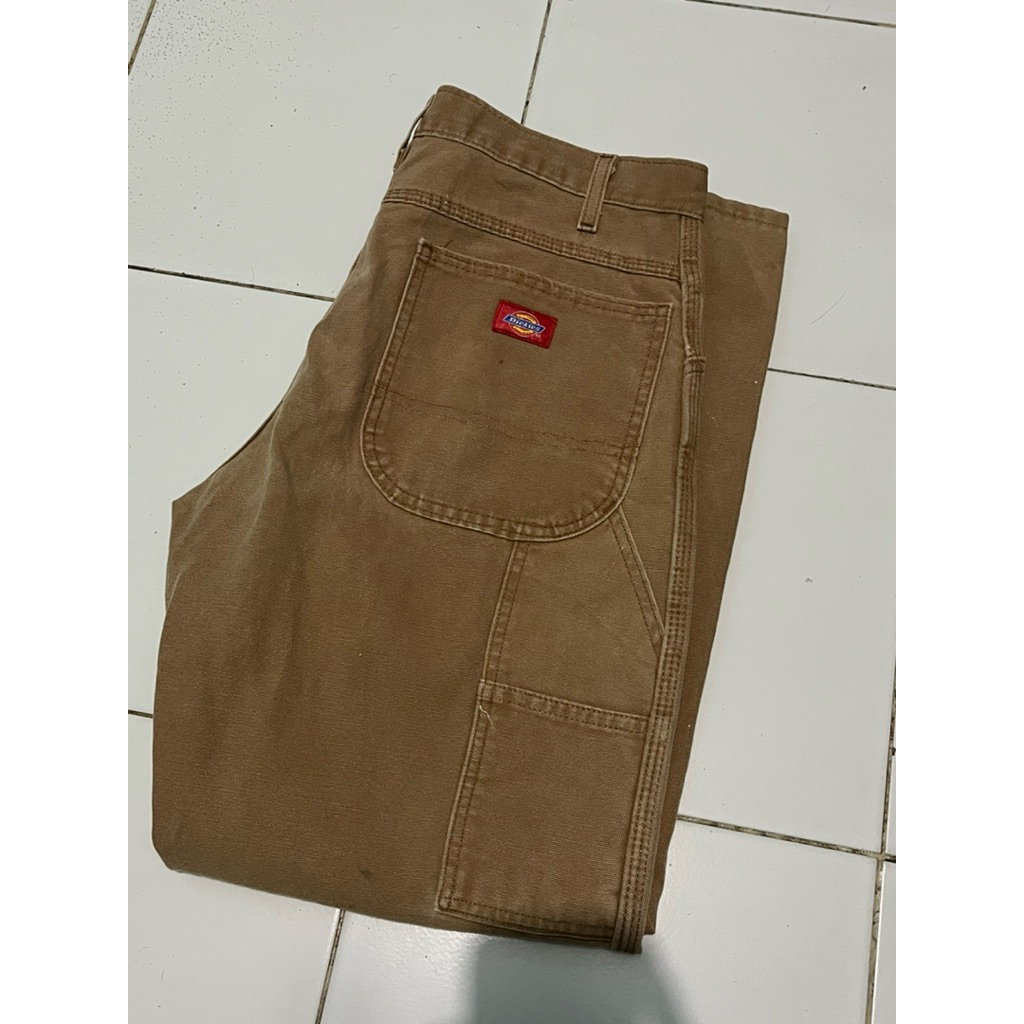 carpenter dickies second