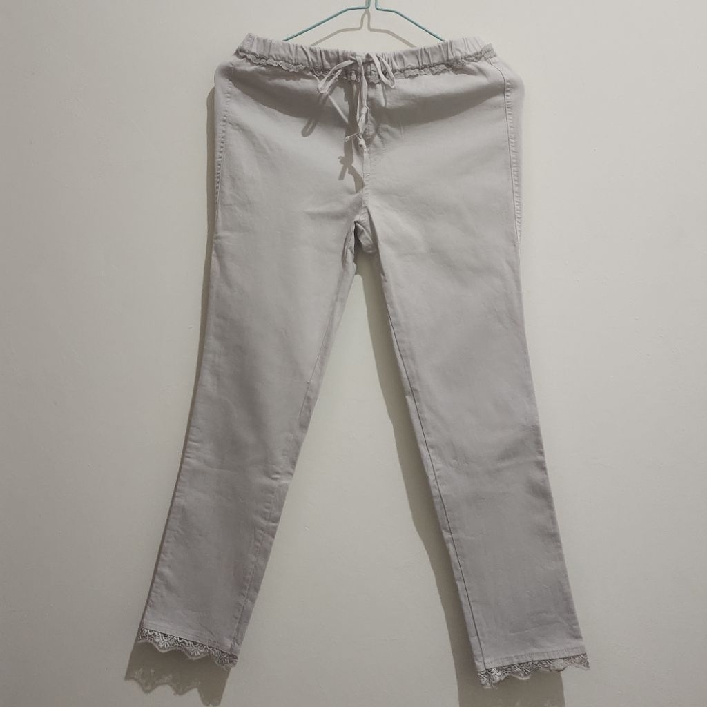 Preloved Celana Renda