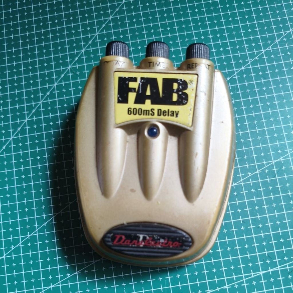 Efek Gitar Danelectro FAB 600ms Delay