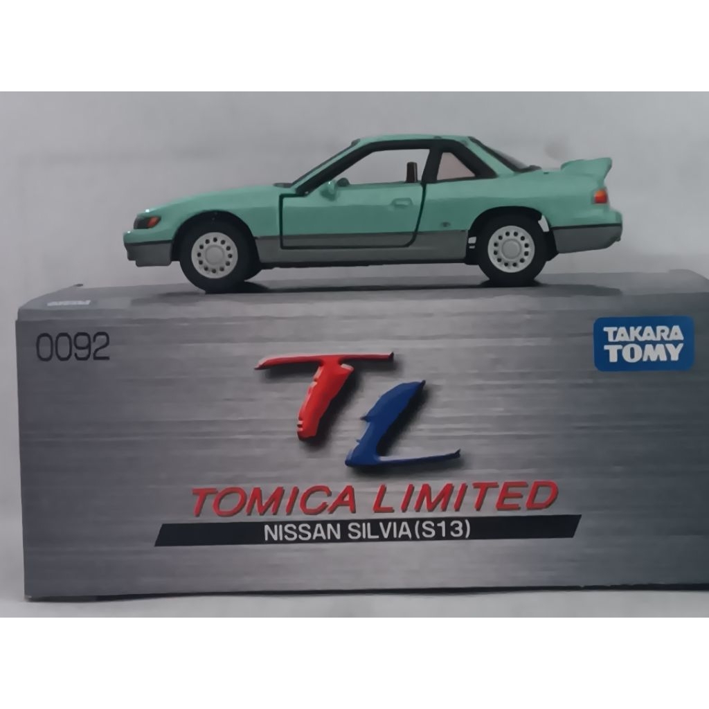 TOMICA limited  NISSAN SILVIA (S13)