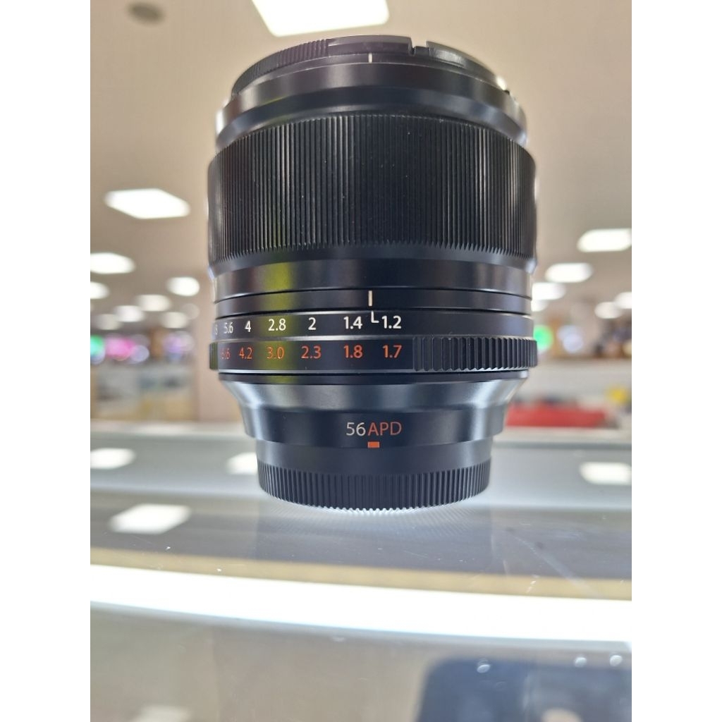 Lensa Fuji Fujinon 56mm APD