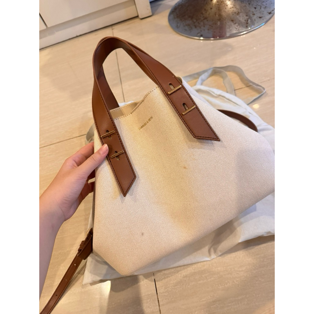 pl tas charles and keith