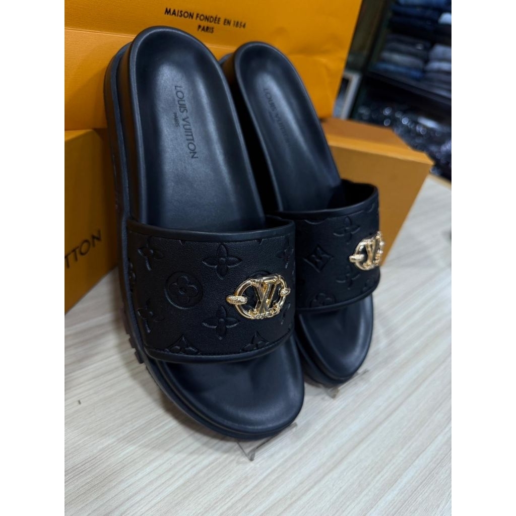 SANDAL PRIA BRANDED ORIGINAL HIGH QUALTY 100%