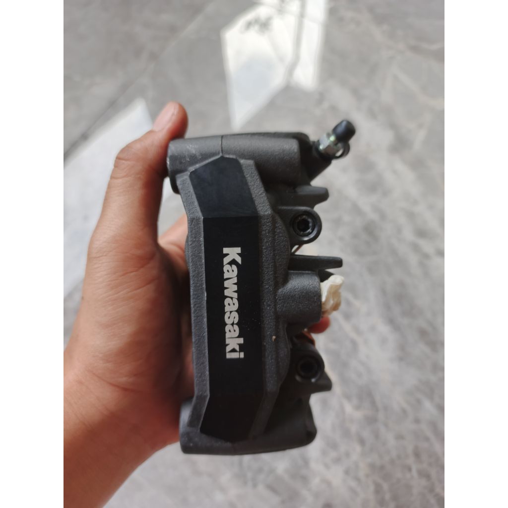 Kaliper kiri z900